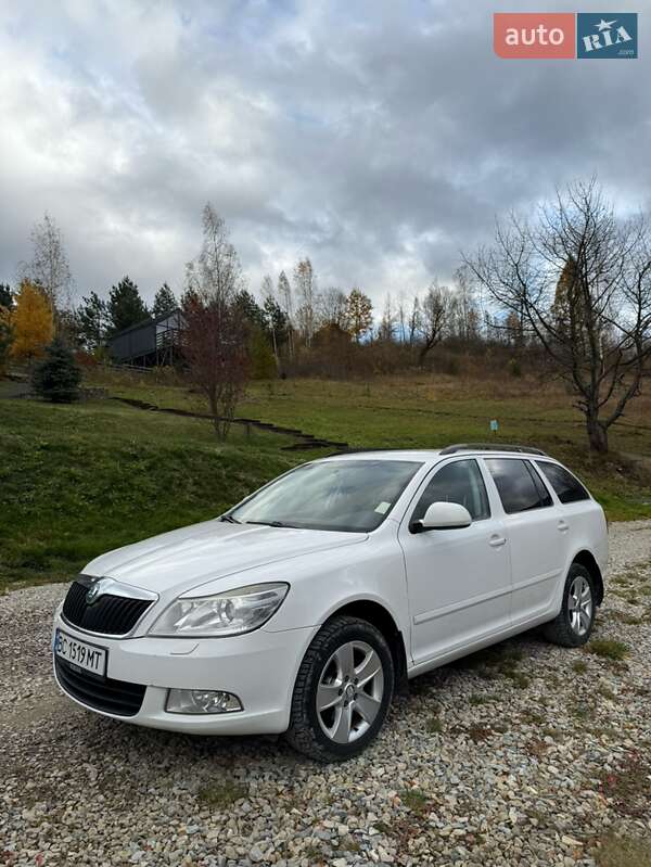 Универсал Skoda Octavia 2010 в Стрые фото 4 Универсал Skoda Octavia 2010 в Стрые