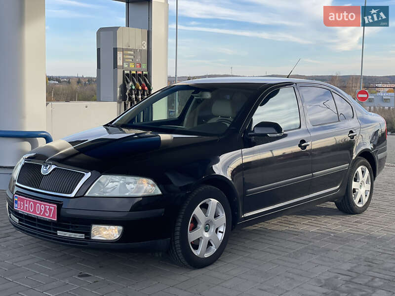 Лифтбек Skoda Octavia 2006 в Корсуне-Шевченковском