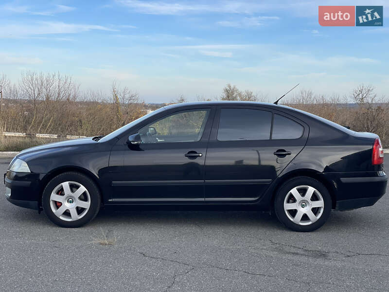 Лифтбек Skoda Octavia 2006 в Корсуне-Шевченковском