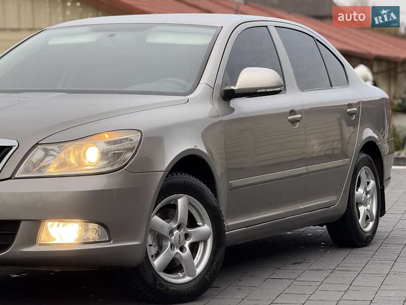 Лифтбек Skoda Octavia 2009 в Хусте фото 5 Лифтбек Skoda Octavia 2009 в Хусте