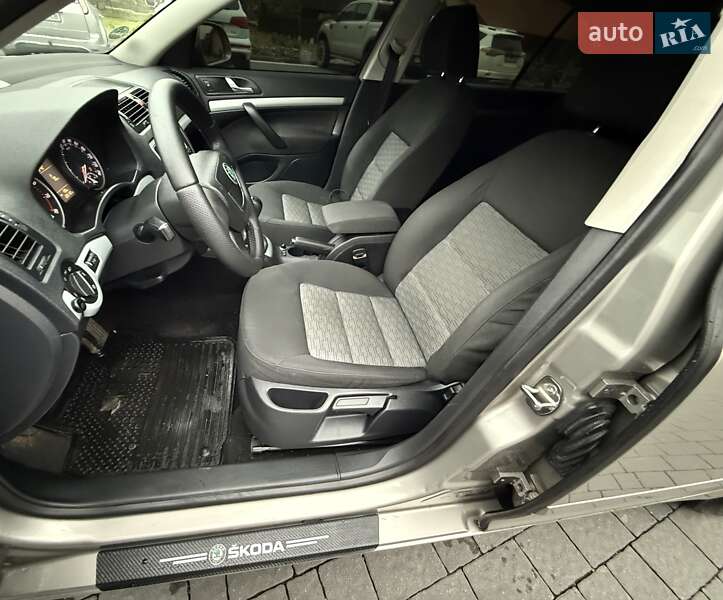 Лифтбек Skoda Octavia 2009 в Хусте фото 24 Лифтбек Skoda Octavia 2009 в Хусте