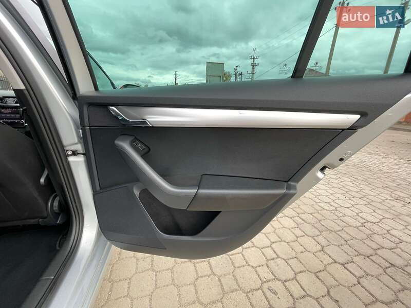 Универсал Skoda Octavia 2019 в Луцке фото 25 Универсал Skoda Octavia 2019 в Луцке
