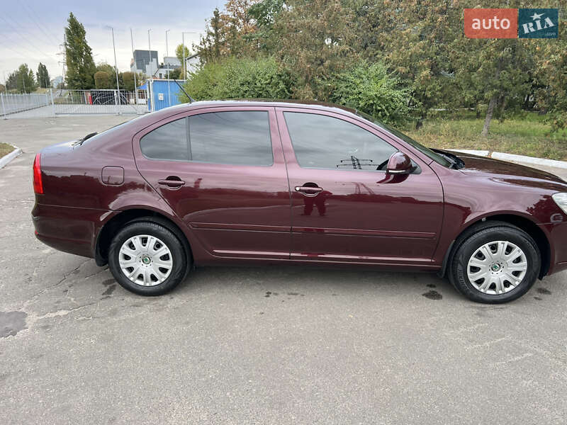 Лифтбек Skoda Octavia 2012 в Киеве
