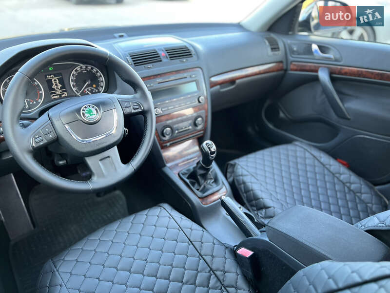 Лифтбек Skoda Octavia 2011 в Днепре