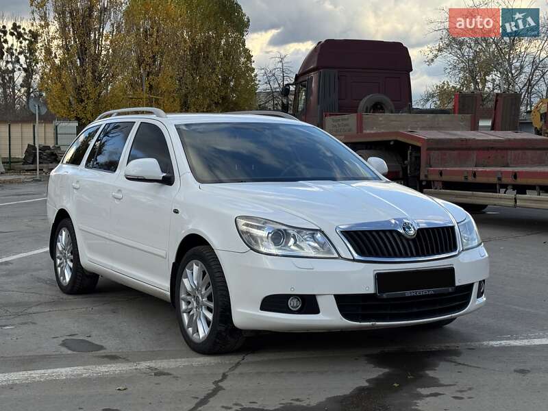 Універсал Skoda Octavia 2012 в Харкові фото 3 Універсал Skoda Octavia 2012 в Харкові