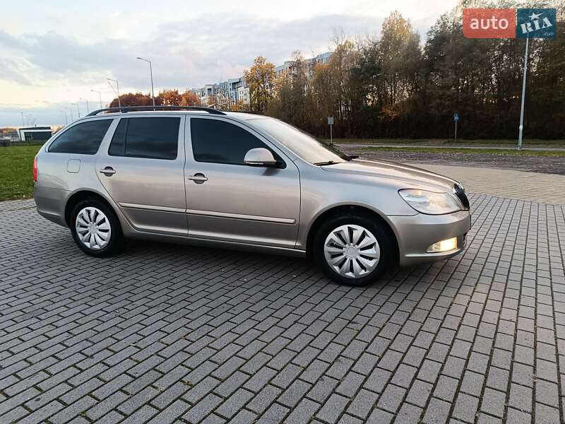 Универсал Skoda Octavia 2010 в Львове фото 9 Универсал Skoda Octavia 2010 в Львове