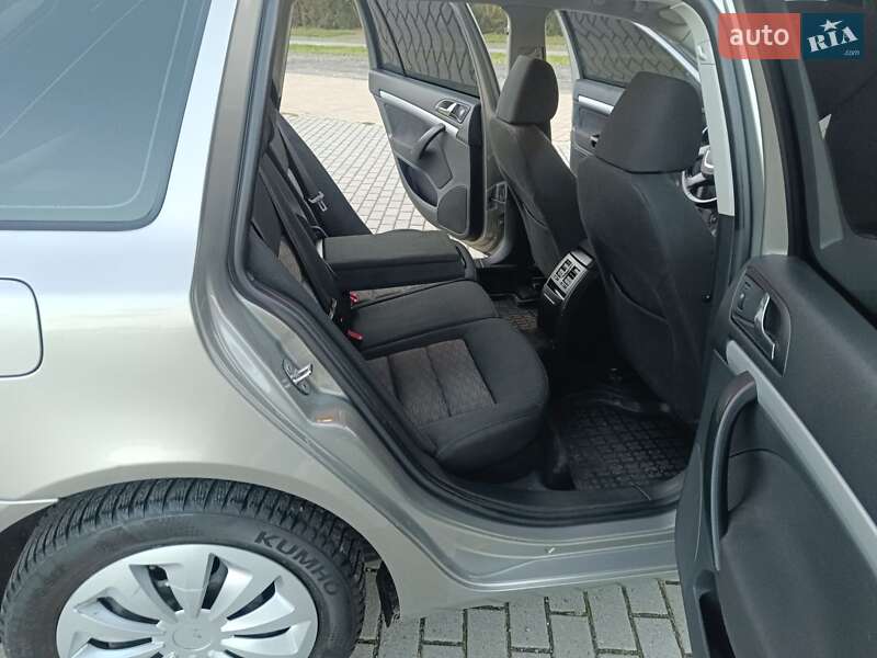 Универсал Skoda Octavia 2010 в Львове фото 23 Универсал Skoda Octavia 2010 в Львове