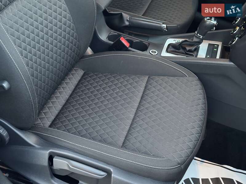 Универсал Skoda Octavia 2018 в Сарнах