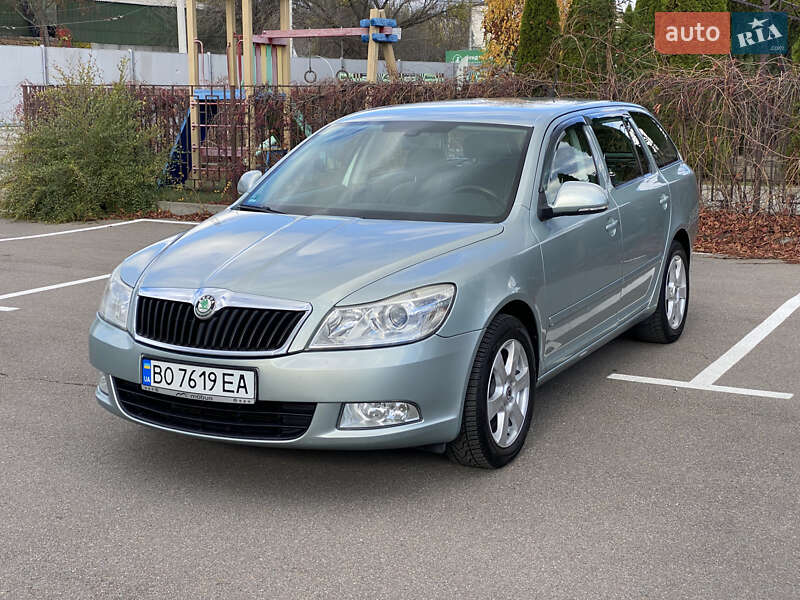 Универсал Skoda Octavia 2009 в Киеве фото 3 Универсал Skoda Octavia 2009 в Киеве