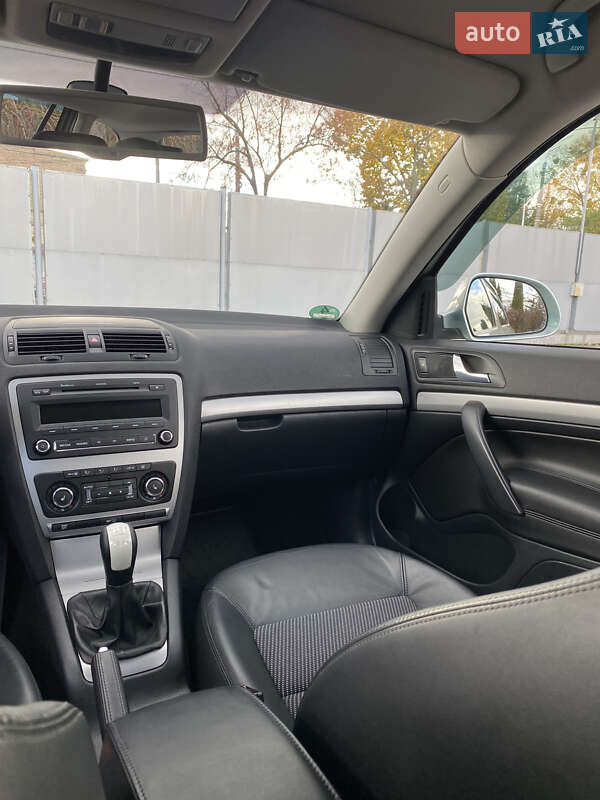 Универсал Skoda Octavia 2009 в Киеве фото 52 Универсал Skoda Octavia 2009 в Киеве