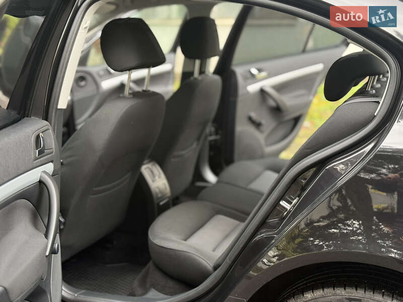 Лифтбек Skoda Octavia 2008 в Виннице