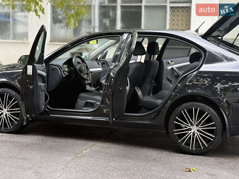 Лифтбек Skoda Octavia 2008 в Виннице