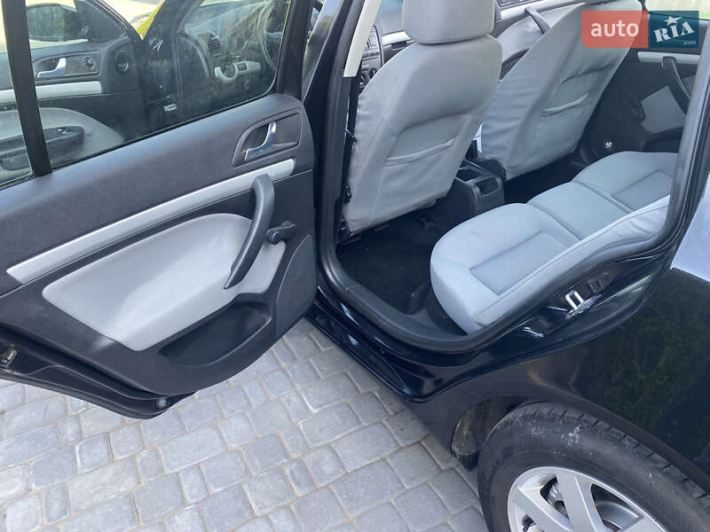 Универсал Skoda Octavia 2006 в Любомле