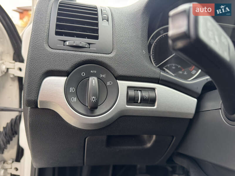 Лифтбек Skoda Octavia 2012 в Луцке фото 13 Лифтбек Skoda Octavia 2012 в Луцке