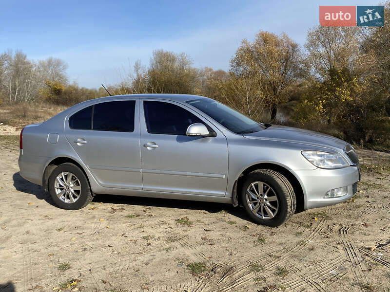 Лифтбек Skoda Octavia 2012 в Киеве