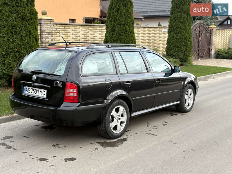 Универсал Skoda Octavia 2003 в Киеве