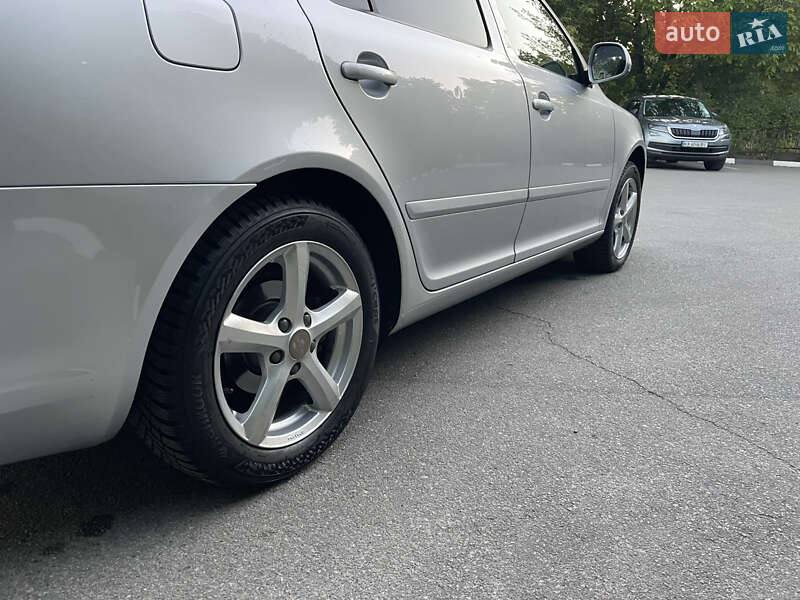 Універсал Skoda Octavia 2010 в Броварах