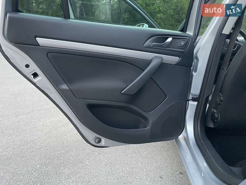 Універсал Skoda Octavia 2010 в Броварах