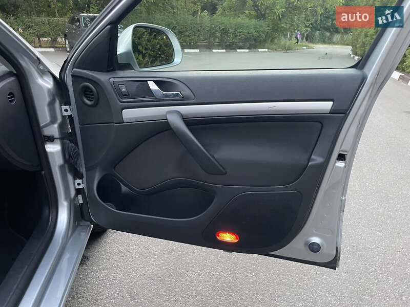 Універсал Skoda Octavia 2010 в Броварах