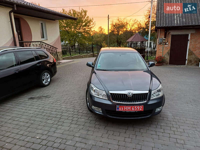 Лифтбек Skoda Octavia 2009 в Луцке