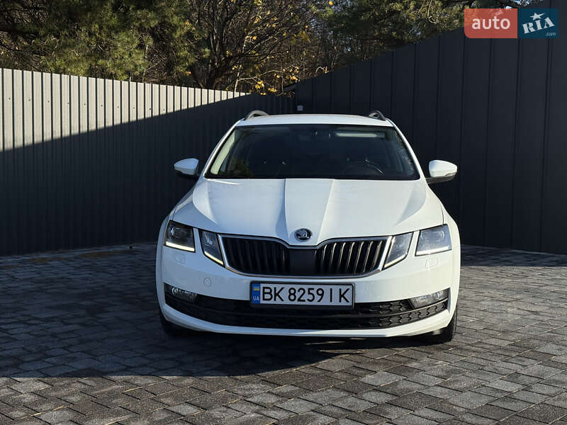 Універсал Skoda Octavia 2017 в Рівному