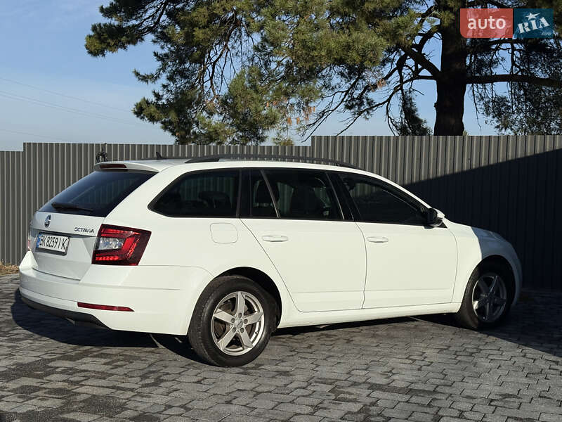 Універсал Skoda Octavia 2017 в Рівному