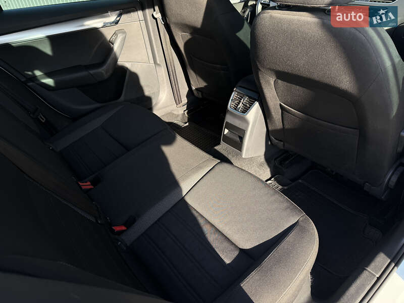 Універсал Skoda Octavia 2017 в Рівному