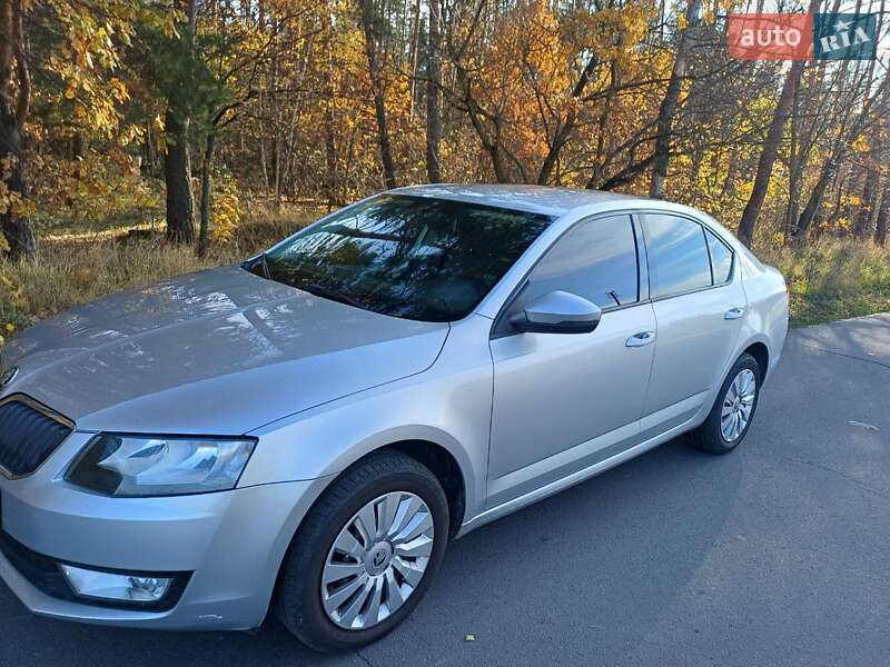 Лифтбек Skoda Octavia 2016 в Обухове