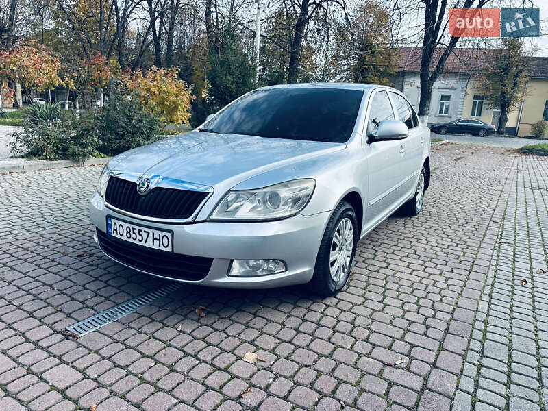 Лифтбек Skoda Octavia 2010 в Мукачево
