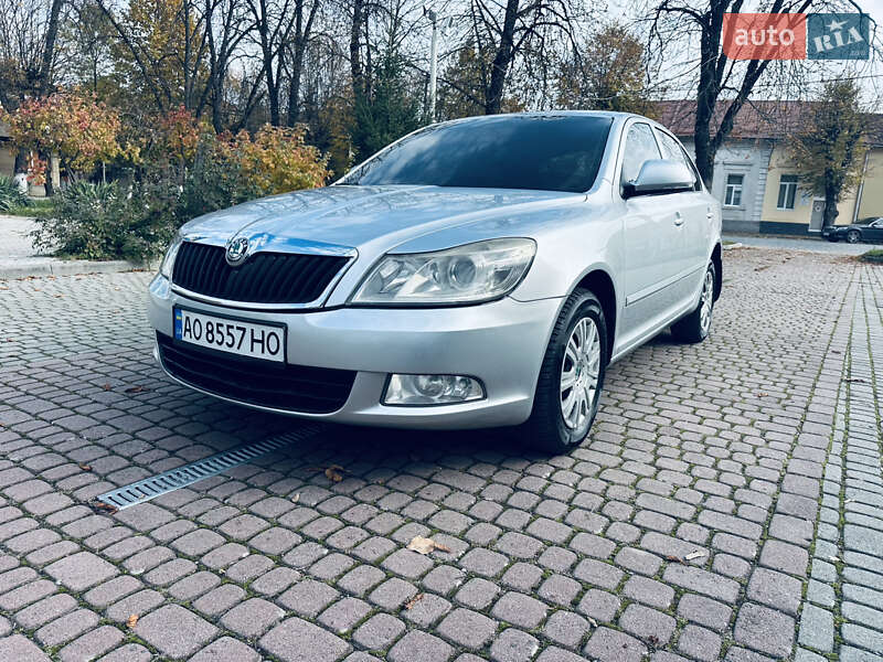 Лифтбек Skoda Octavia 2010 в Мукачево