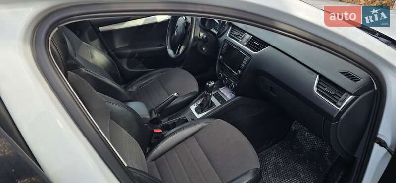 Универсал Skoda Octavia 2016 в Шумске