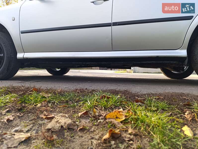 Лифтбек Skoda Octavia 2005 в Ровно