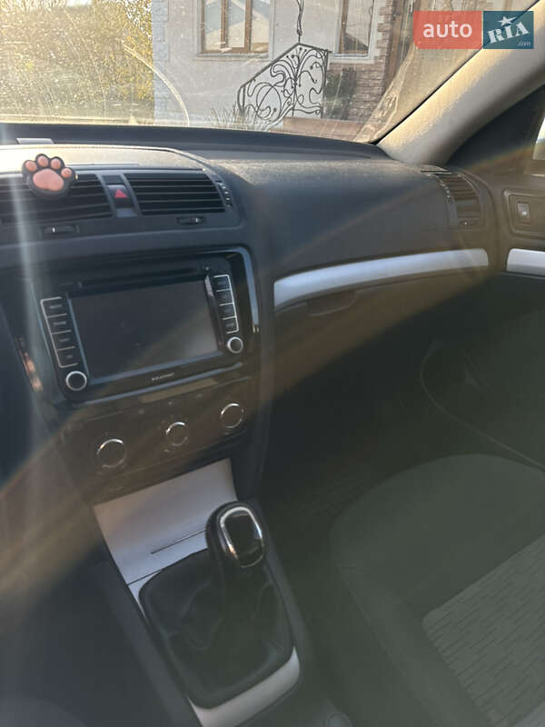 Универсал Skoda Octavia 2011 в Черновцах фото 15 Универсал Skoda Octavia 2011 в Черновцах