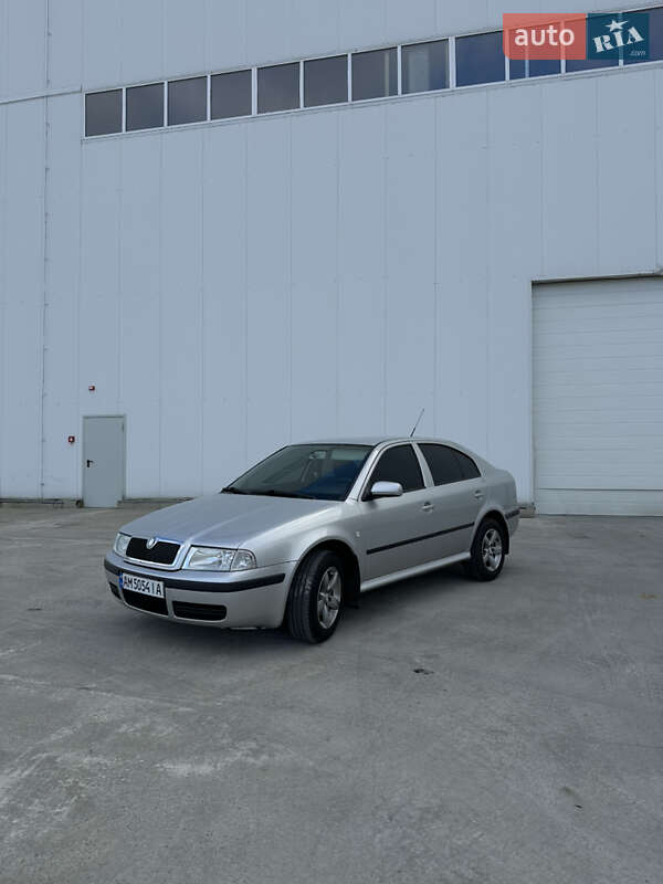 Лифтбек Skoda Octavia 2006 в Коростене фото Лифтбек Skoda Octavia 2006 в Коростене