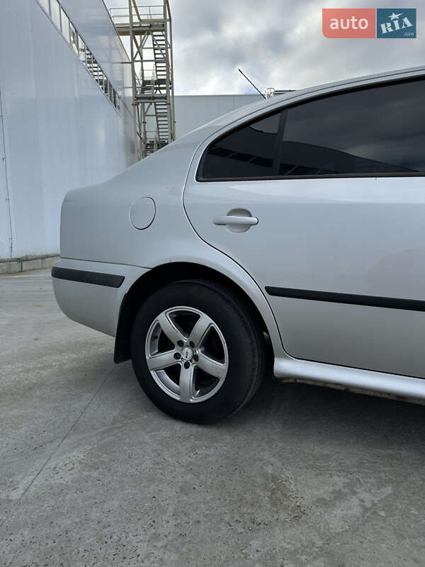 Лифтбек Skoda Octavia 2006 в Коростене фото 13 Лифтбек Skoda Octavia 2006 в Коростене