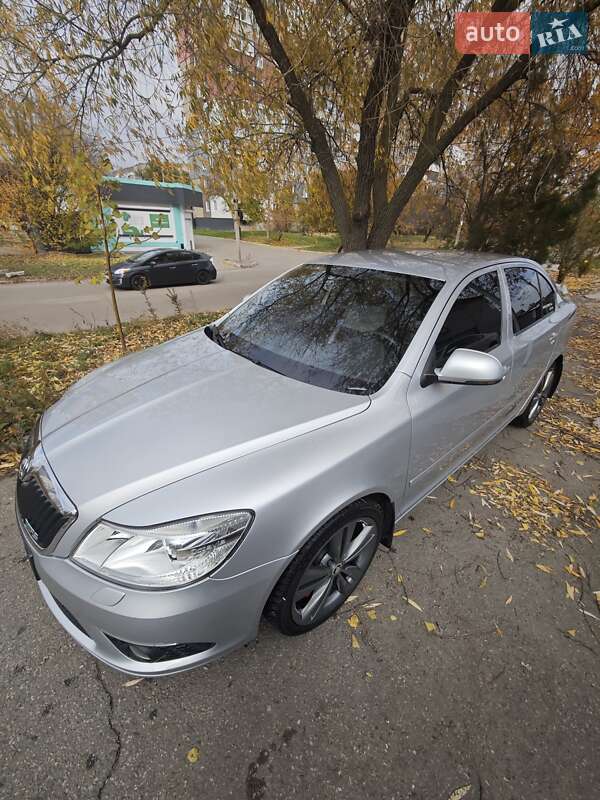 Ліфтбек Skoda Octavia 2010 в Кропивницькому