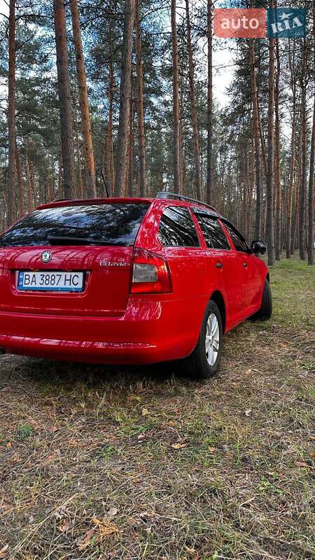 Універсал Skoda Octavia 2010 в Кропивницькому фото 4 Універсал Skoda Octavia 2010 в Кропивницькому