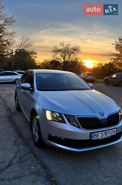 Лифтбек Skoda Octavia 2018 в Николаеве