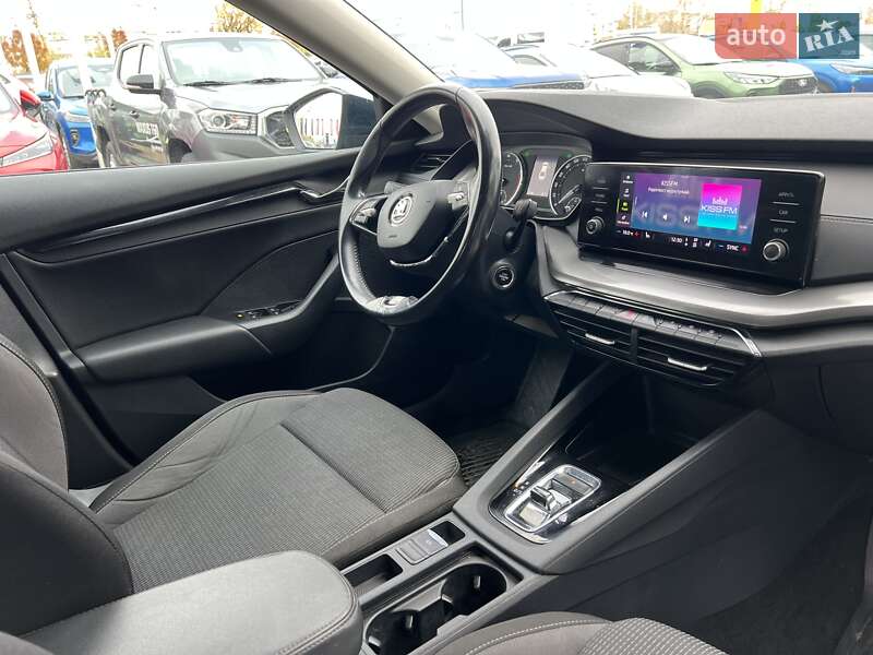 Лифтбек Skoda Octavia 2021 в Киеве фото 22 Лифтбек Skoda Octavia 2021 в Киеве