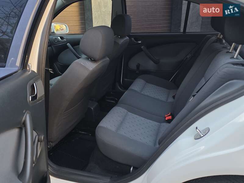 Лифтбек Skoda Octavia 2007 в Тернополе