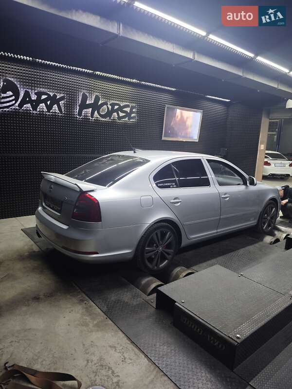 Ліфтбек Skoda Octavia 2010 в Кропивницькому