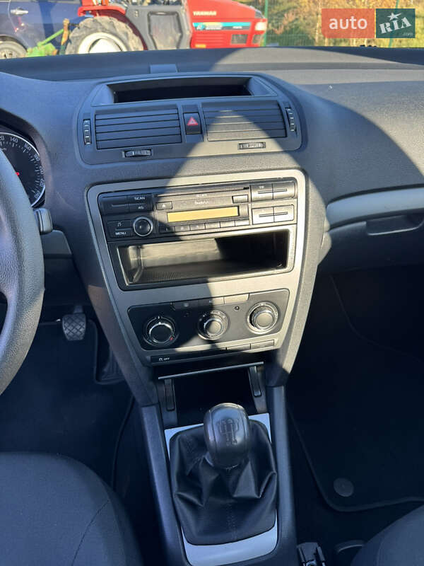 Лифтбек Skoda Octavia 2012 в Львове фото 15 Лифтбек Skoda Octavia 2012 в Львове