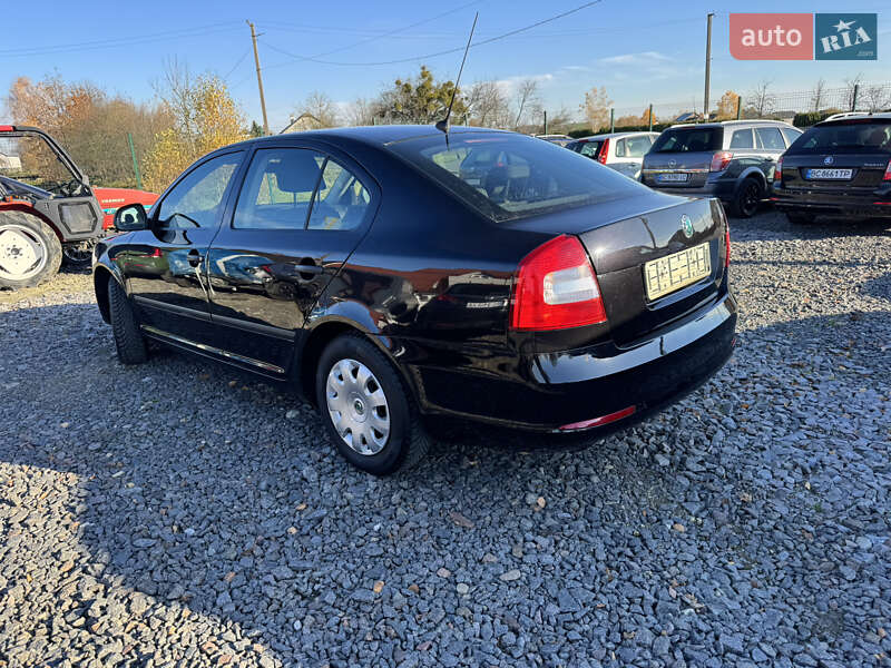 Лифтбек Skoda Octavia 2012 в Львове фото Лифтбек Skoda Octavia 2012 в Львове
