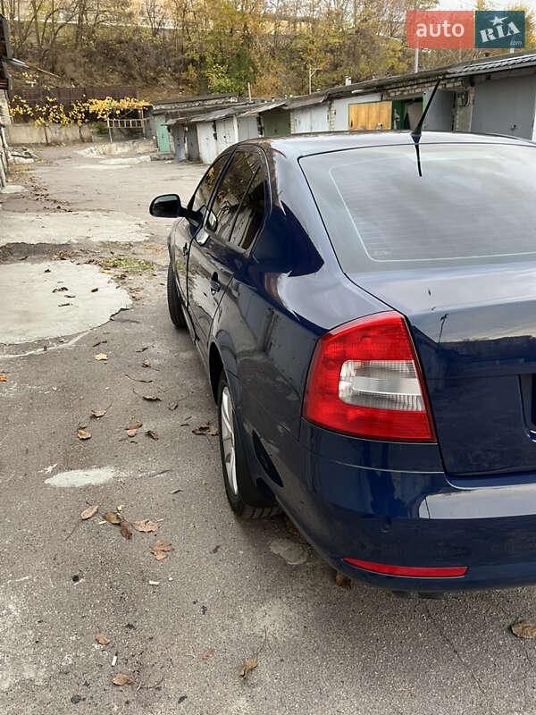 Ліфтбек Skoda Octavia 2011 в Дніпрі