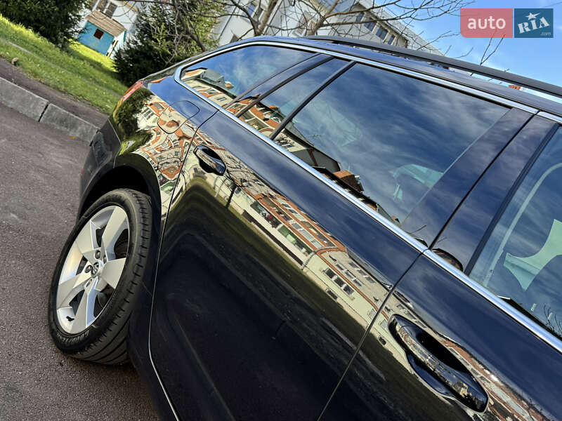 Универсал Skoda Octavia 2019 в Дрогобыче