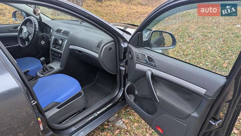 Универсал Skoda Octavia 2012 в Прилуках