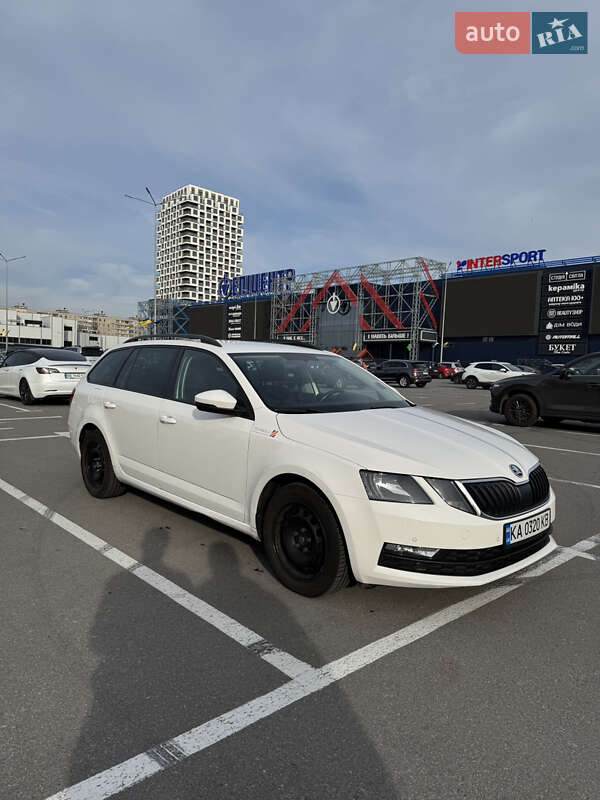 Универсал Skoda Octavia 2019 в Киеве фото Универсал Skoda Octavia 2019 в Киеве