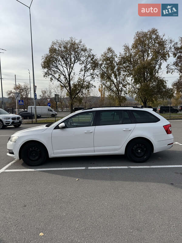 Универсал Skoda Octavia 2019 в Киеве фото 4 Универсал Skoda Octavia 2019 в Киеве
