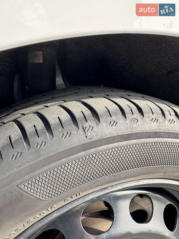 Универсал Skoda Octavia 2019 в Киеве фото 20 Универсал Skoda Octavia 2019 в Киеве