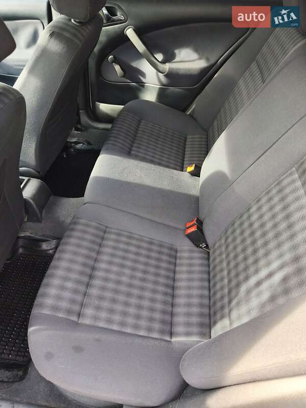 Лифтбек Skoda Octavia 2004 в Звягеле фото 9 Лифтбек Skoda Octavia 2004 в Звягеле